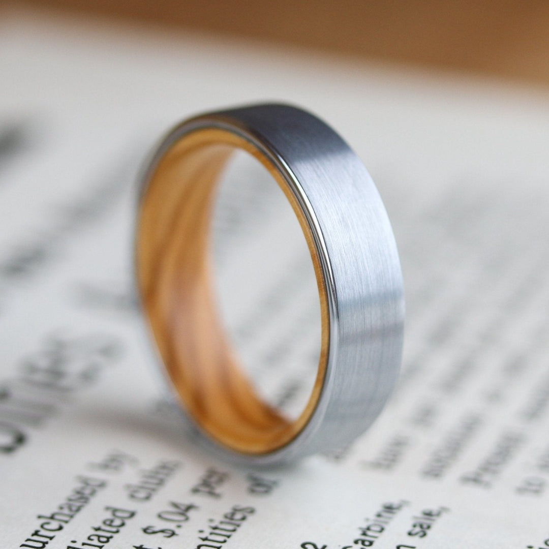 Mens Silver Tungsten Ring With Wood Interior 