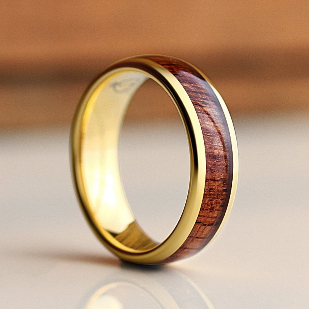Men's Yellow Gold Wedding Band With Wood